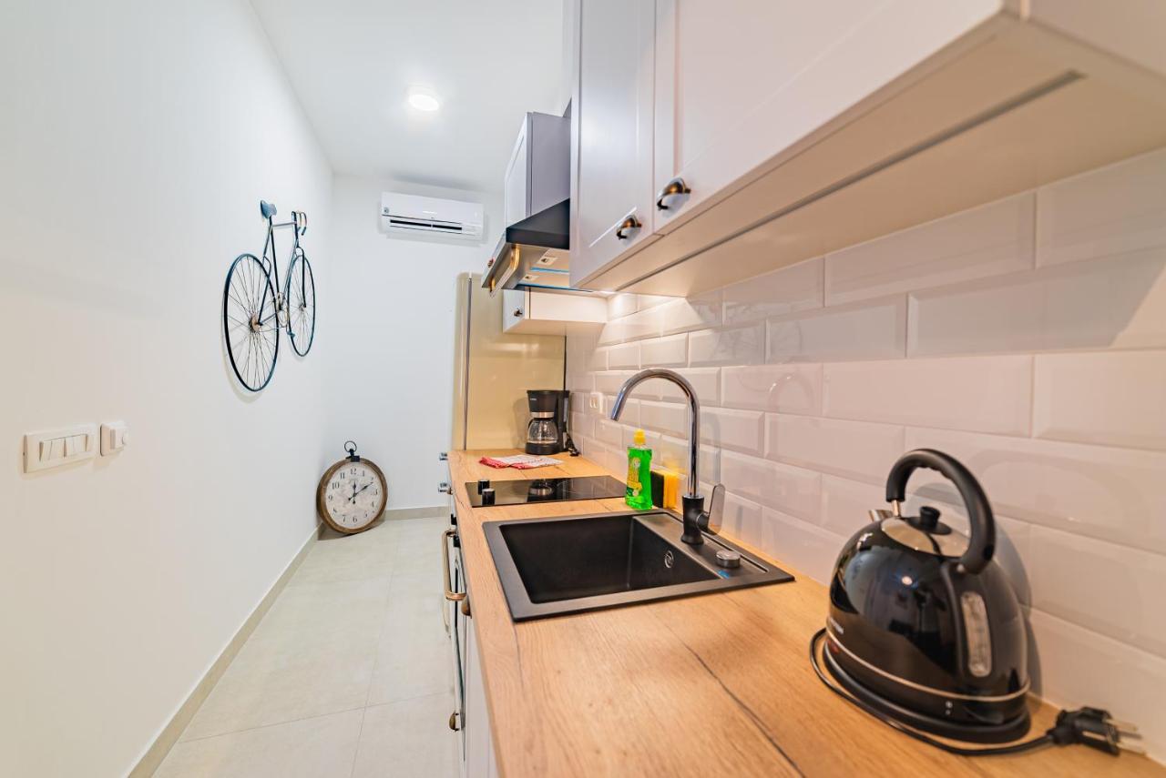 Apartman Lena Centar Bol Bagian luar foto